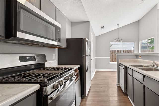 7222 Londres Drive, Houston, TX 77083