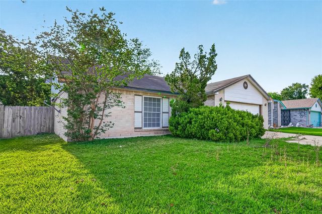 7222 Londres Drive, Houston, TX 77083