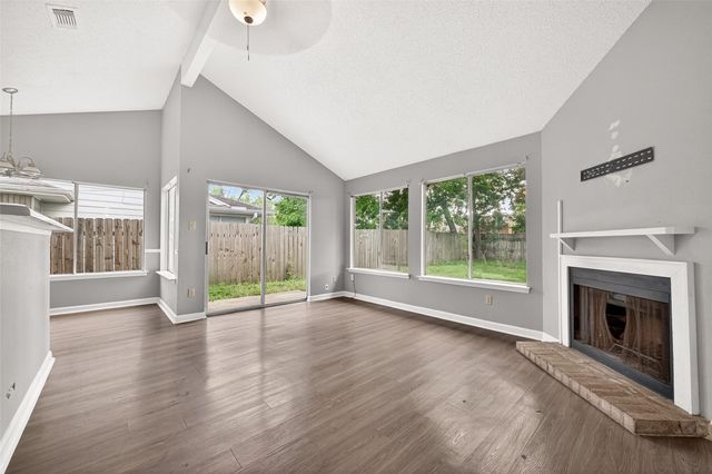 7222 Londres Drive, Houston, TX 77083