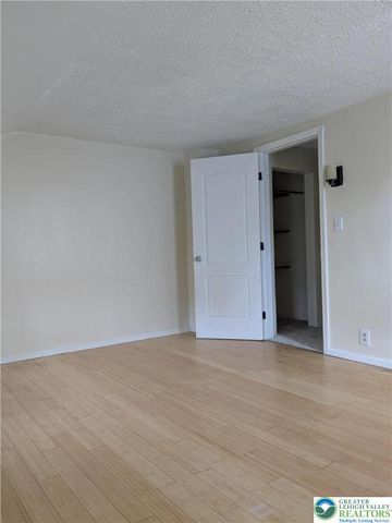 169 Main Street, Glendon Boro, PA 18042