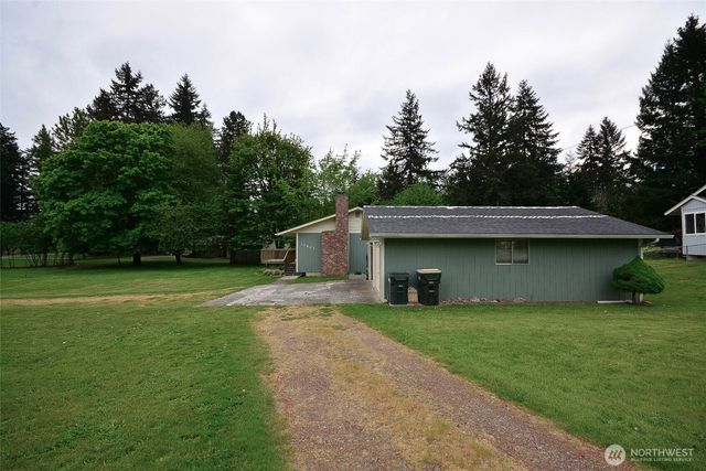 15807 Lawrence Place SE, Yelm, WA 98597