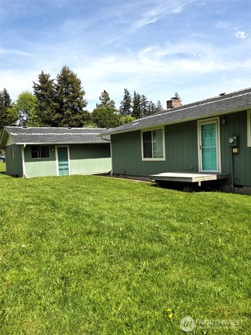 15807 Lawrence Place SE, Yelm, WA 98597