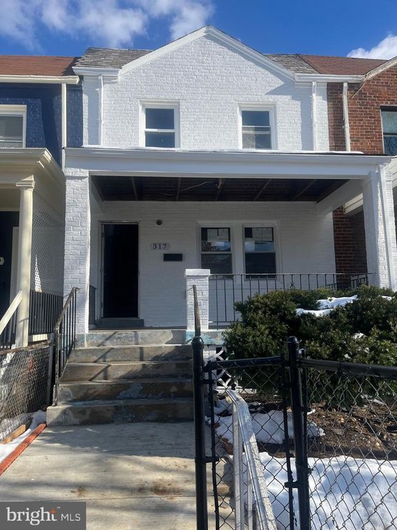 317 18TH STREET, Washington, DC 20002