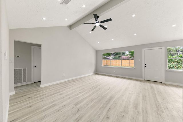 11831 Steamboat Springs Drive, Houston, TX 77067