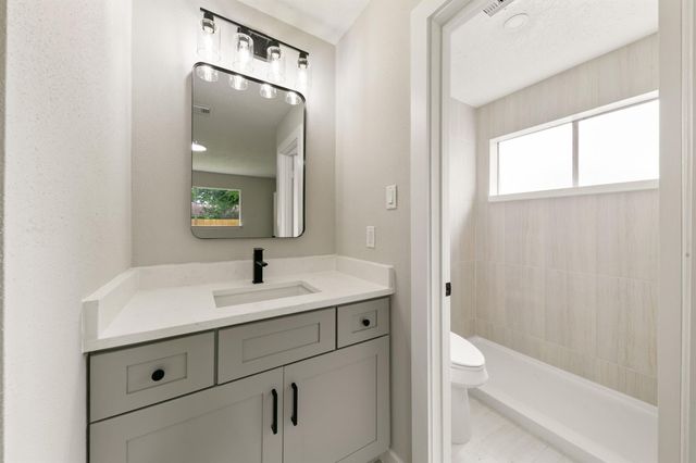 11831 Steamboat Springs Drive, Houston, TX 77067
