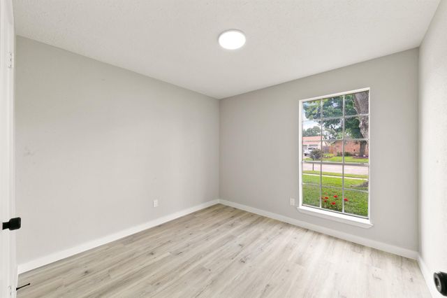 11831 Steamboat Springs Drive, Houston, TX 77067