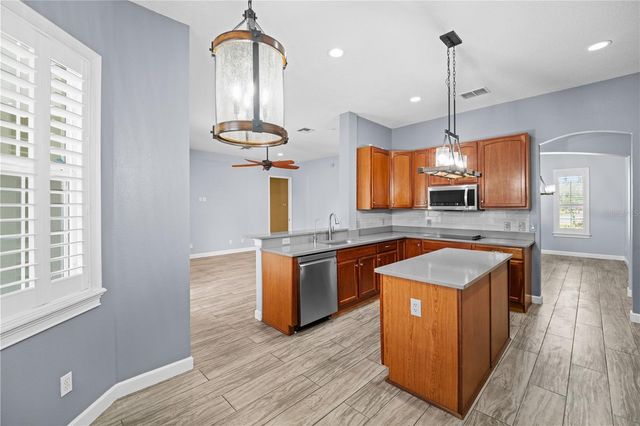 6500 COTTAGE LANE, St Cloud, FL 34771