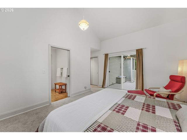 14485 RAINBOW Dr, Lake Oswego, OR 97035