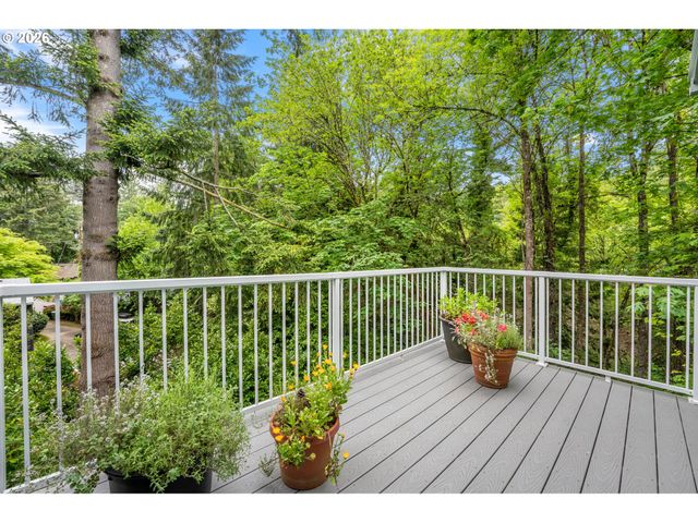 14485 RAINBOW Dr, Lake Oswego, OR 97035