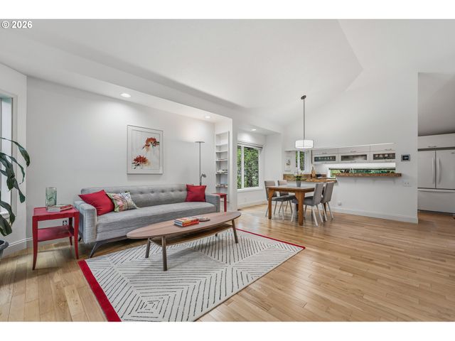 14485 RAINBOW Dr, Lake Oswego, OR 97035