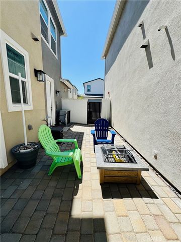 27474 Quiet View Place, Valencia, CA 91381