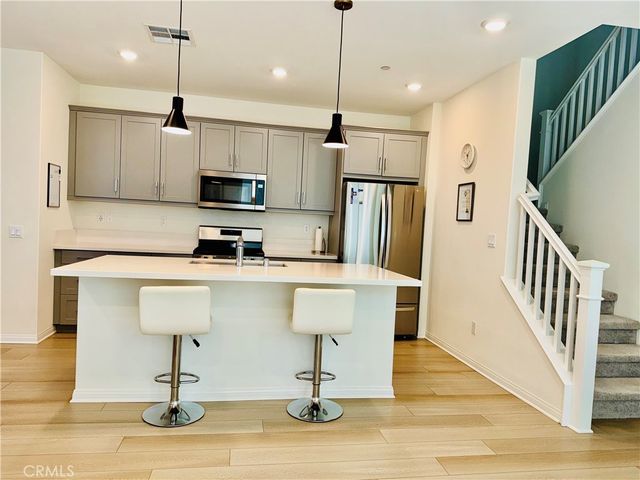 27474 Quiet View Place, Valencia, CA 91381