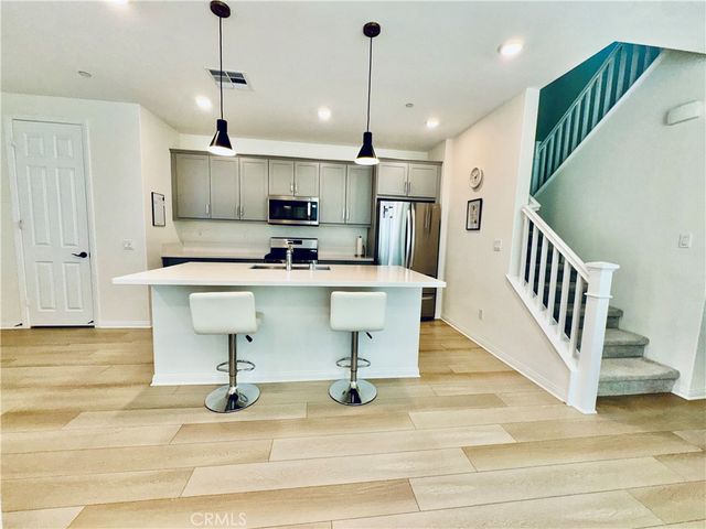 27474 Quiet View Place, Valencia, CA 91381