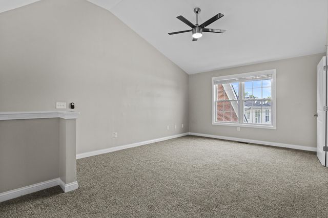 209 Old Todds Road 11102, Lexington, KY 40509