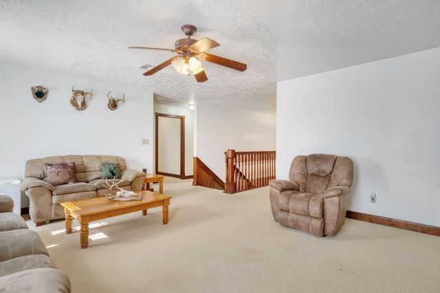 26 Woodland Hills Drive, Huntsville, TX 77320