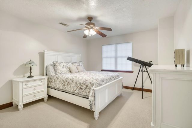26 Woodland Hills Drive, Huntsville, TX 77320