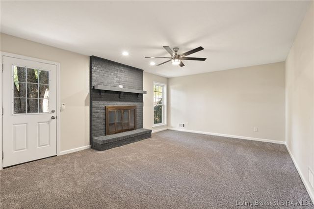 801 Acorn Lane, Jeffersonville, IN 47130