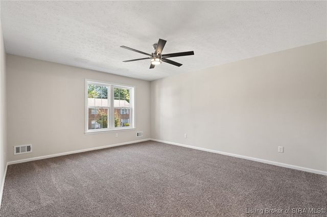 801 Acorn Lane, Jeffersonville, IN 47130