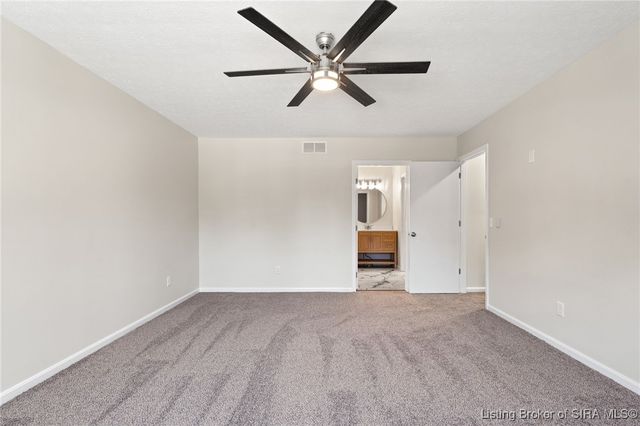 801 Acorn Lane, Jeffersonville, IN 47130