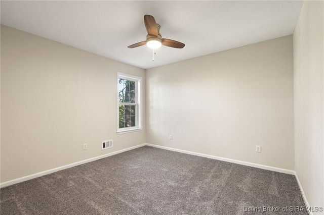 801 Acorn Lane, Jeffersonville, IN 47130