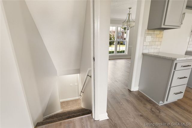 801 Acorn Lane, Jeffersonville, IN 47130