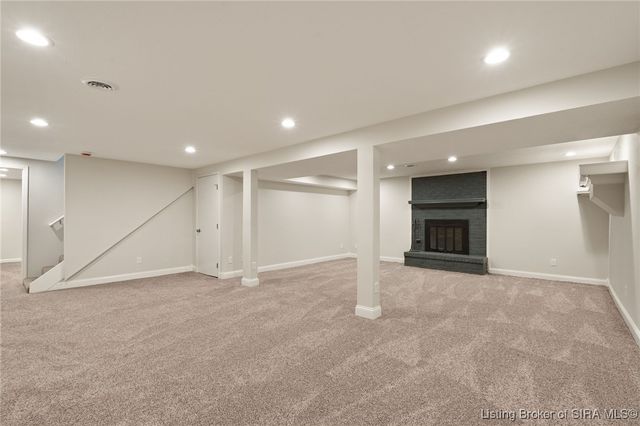 801 Acorn Lane, Jeffersonville, IN 47130