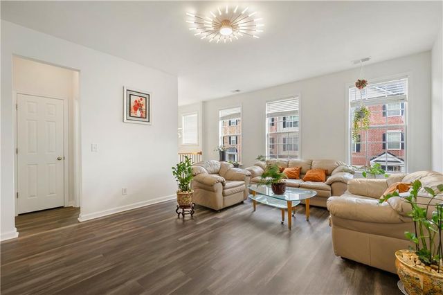 3669 Chattahoochee Summit SE Drive 17, Atlanta, GA 30339