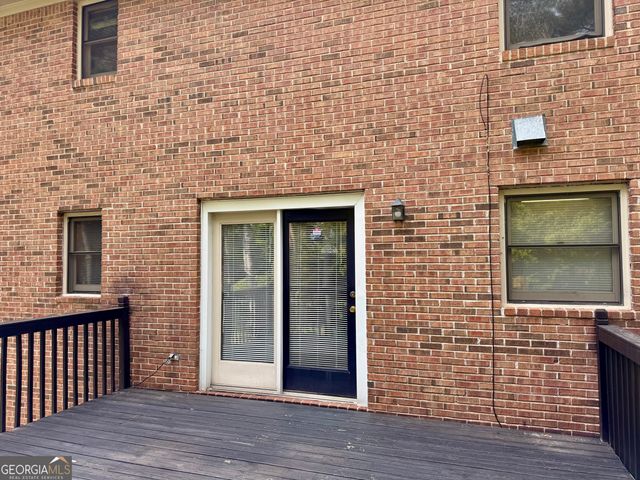 19 Sentry Oaks Court UNIT B, Stockbridge, GA 30281