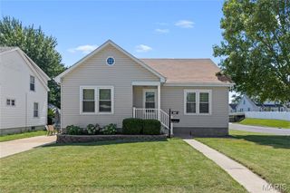 308 W W 8th Street Street, Washington, MO 63090