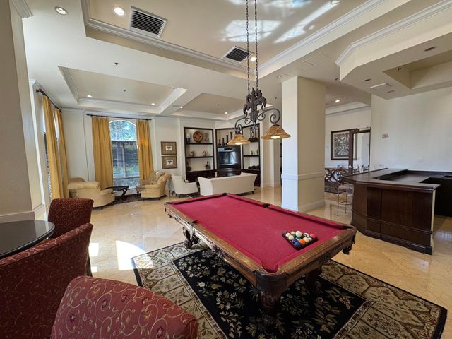 616 CLEARWATER PARK Road 805, West Palm Beach, FL 33401