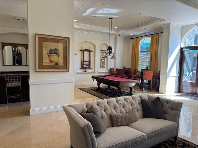 616 CLEARWATER PARK Road 805, West Palm Beach, FL 33401