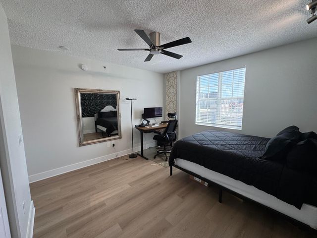 616 CLEARWATER PARK Road 805, West Palm Beach, FL 33401
