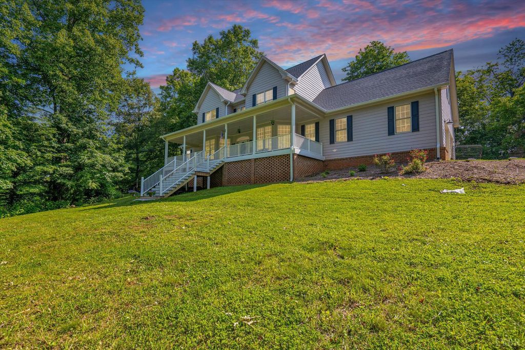 1151 Roaring Run, Goode, VA 24556