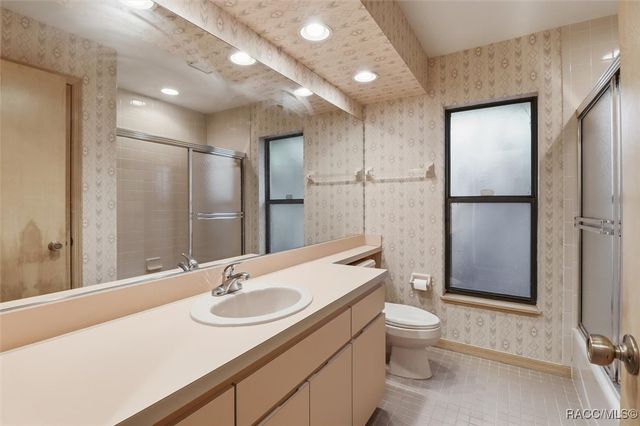 9436 W Edgar Earl Loop, Crystal River, FL 34428