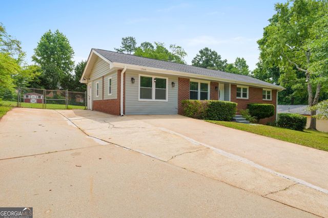 1745 Rockbridge Road NW, Conyers, GA 30012
