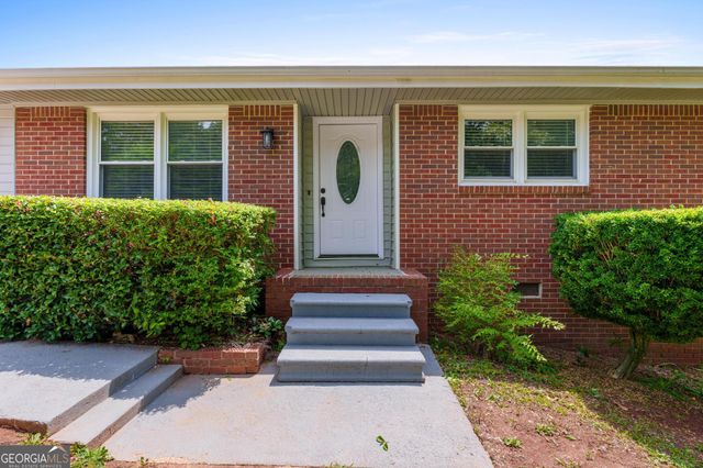 1745 Rockbridge Road NW, Conyers, GA 30012