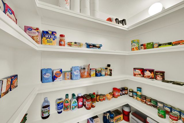 5822 S CLUB VIEW LANE LN, South Ogden, UT 84405