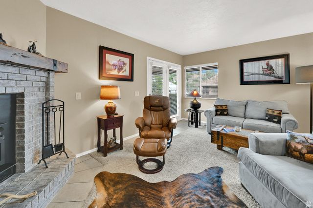 5822 S CLUB VIEW LANE LN, South Ogden, UT 84405