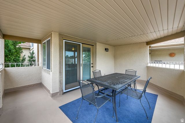 5822 S CLUB VIEW LANE LN, South Ogden, UT 84405