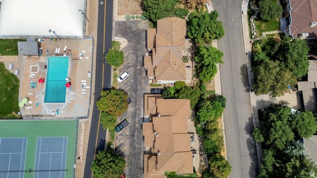 5822 S CLUB VIEW LANE LN, South Ogden, UT 84405