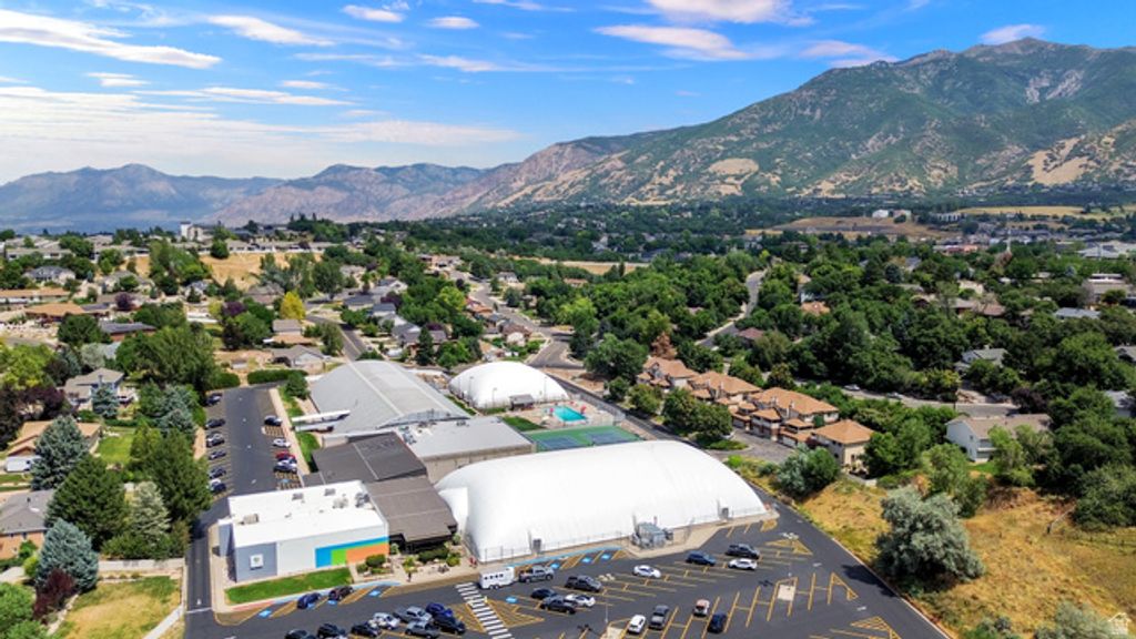 5822 S CLUB VIEW LANE LN, South Ogden, UT 84405 — photo 5