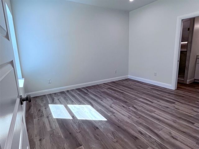 729 N 9th Avenue, Denison, TX 75021