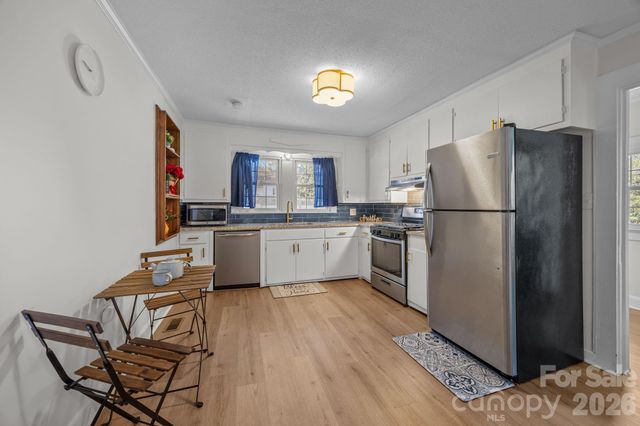 145 Saint Charles Avenue NE, Concord, NC 28025