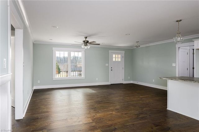 191 Snapdragon Place, Lexington, NC 27295