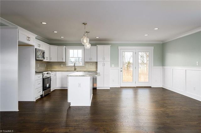 191 Snapdragon Place, Lexington, NC 27295