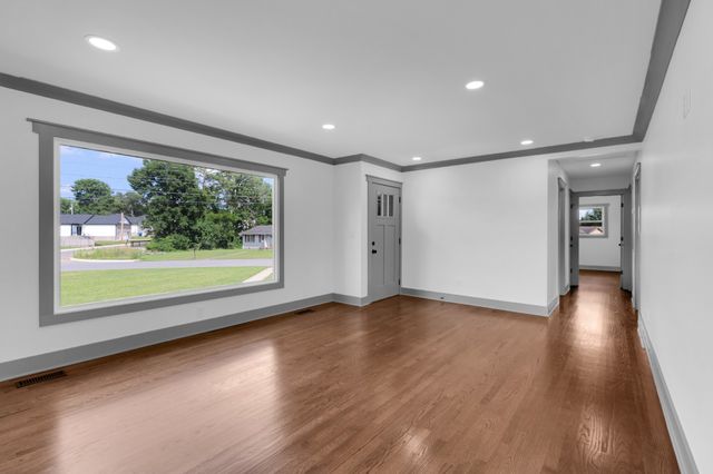202 Lee Ln, Shelbyville, TN 37160