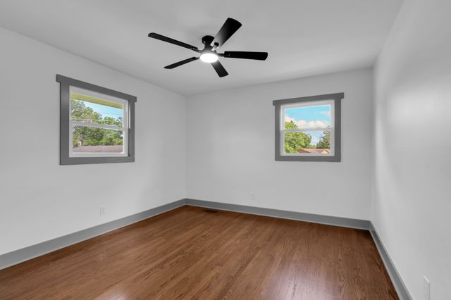 202 Lee Ln, Shelbyville, TN 37160