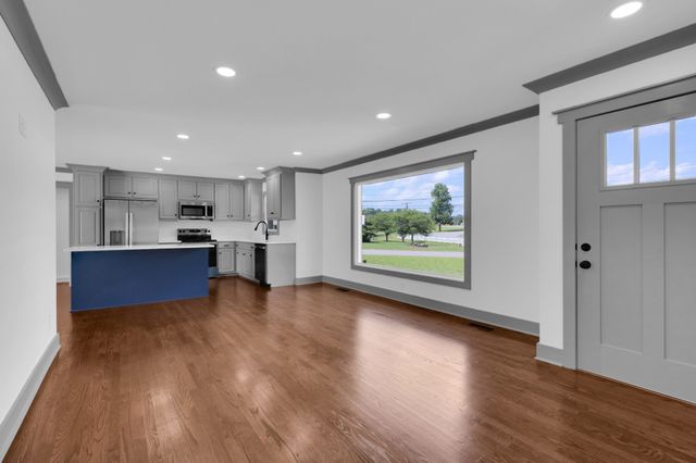 202 Lee Ln, Shelbyville, TN 37160