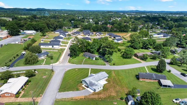 202 Lee Ln, Shelbyville, TN 37160