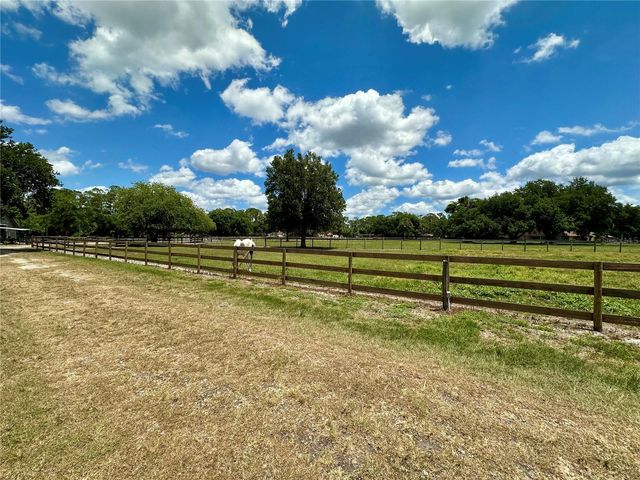 1540 STONE TRAIL, Deltona, FL 32725
